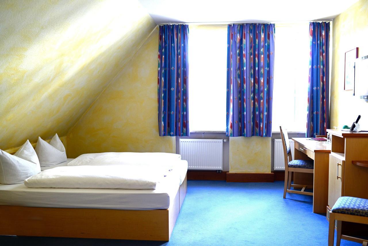Altstadthotel Hassfurt Gbr Bagian luar foto